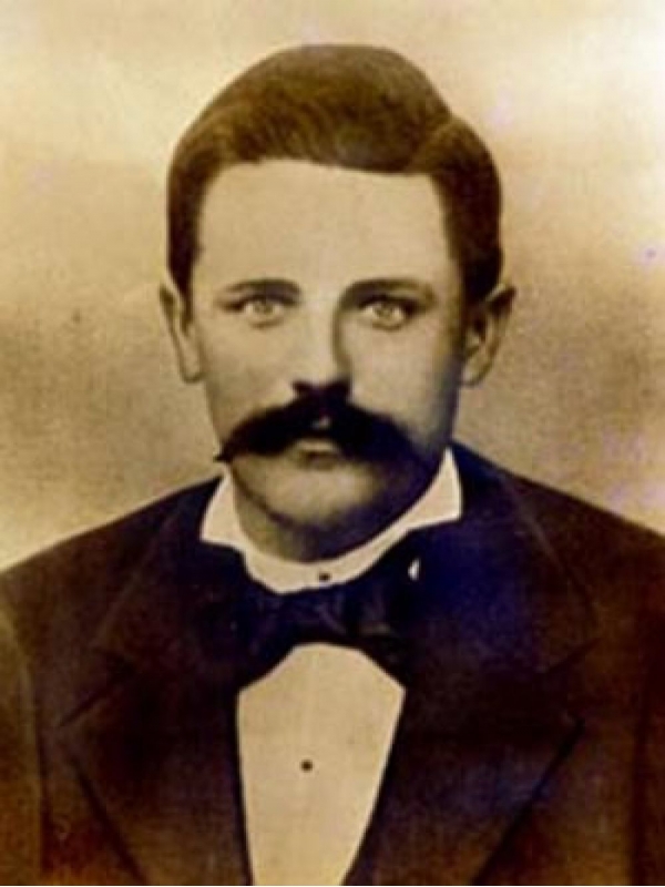 Adriano Schaefer